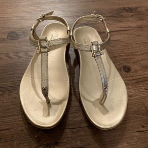 Sperry women’s Saltwater slingback sandals
